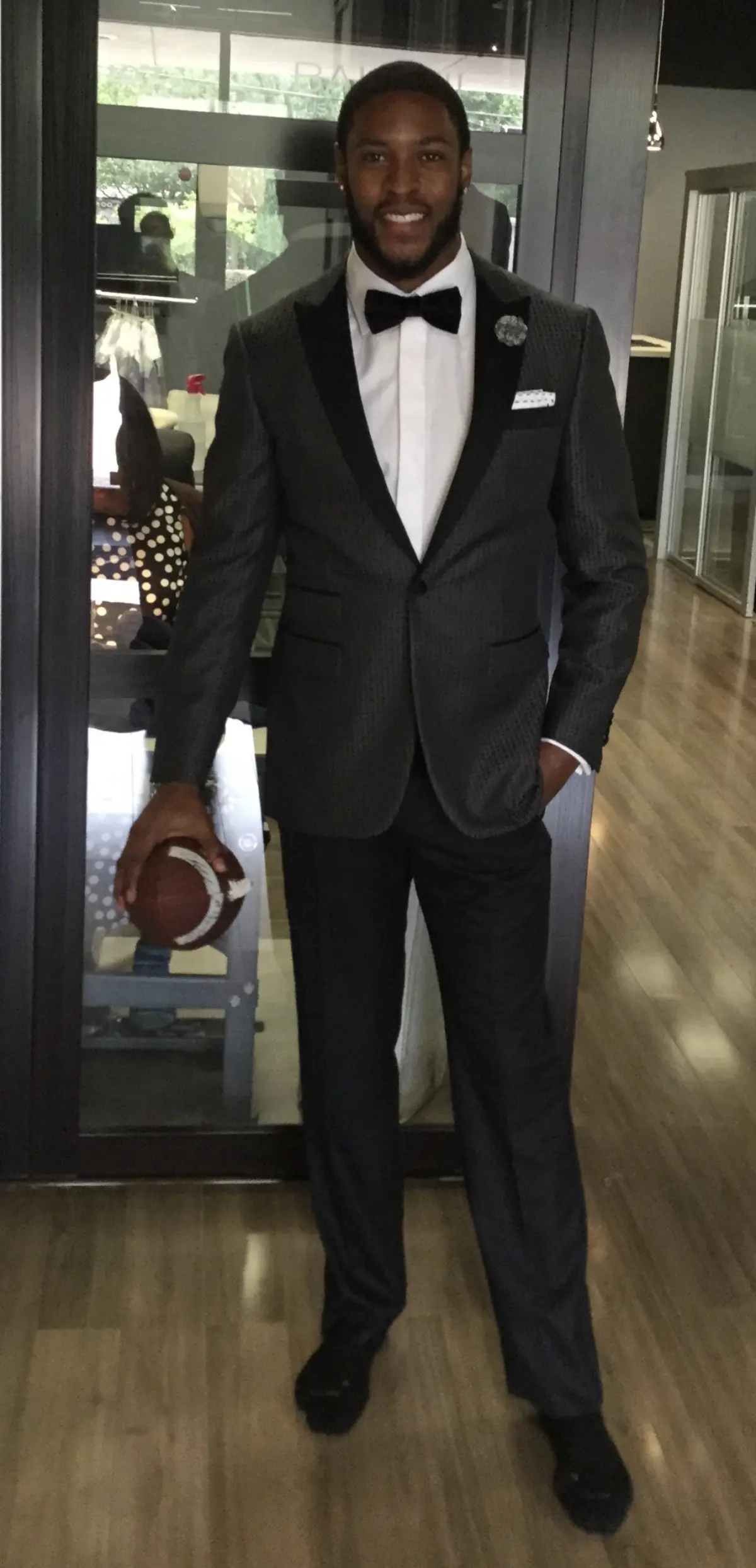 Ldh9Fug0Rrkmjdzsaniiqf4Fzfncsb custom menswear detail by Bespoke By CB Miami
