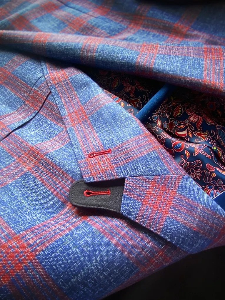 Custom blazer styling by Bespoke By CB showing fit and drape for Miami professionals