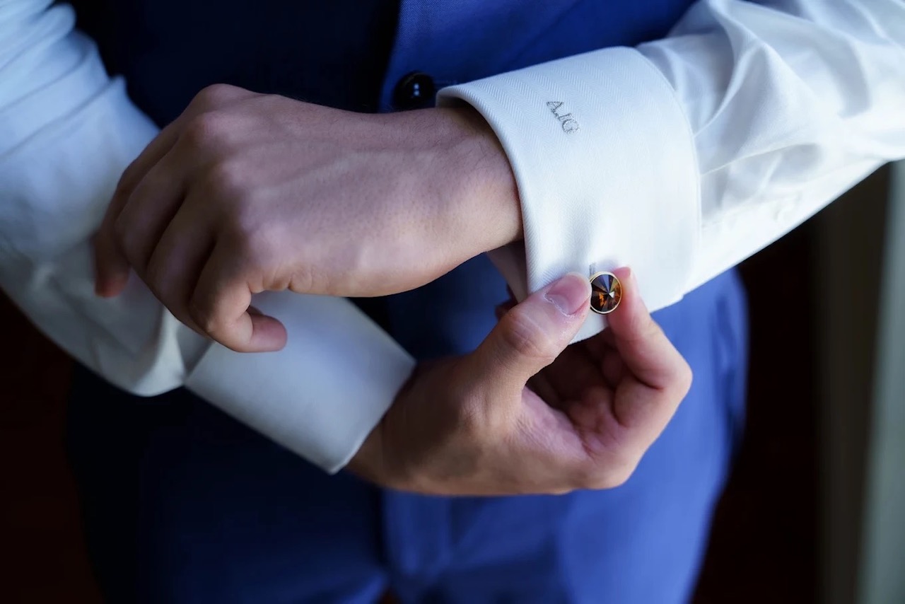 Bespoke navy suit by Bespoke By CB Miami — perfect for the boardroom and South Florida heat